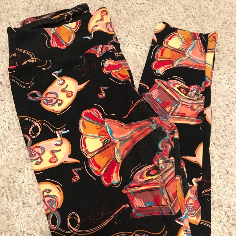 One Size OS Lularoe Music leggings Black